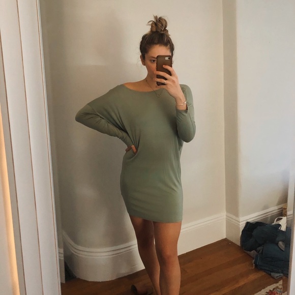 Dresses & Skirts - Long sleeve t-shirt dress